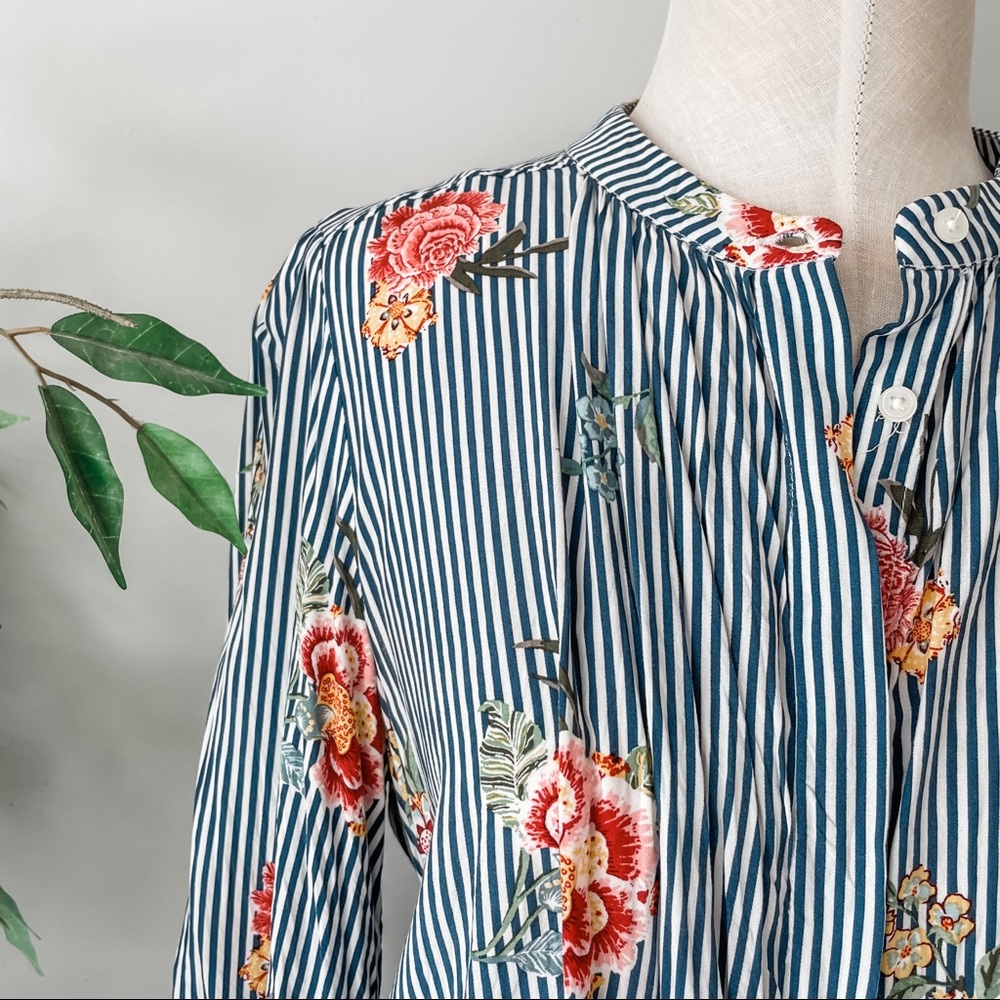 Loft Long Sleeve Button Down Patterned Shirt - image 2